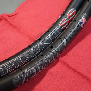 Velocity Blunt SS 700c Black