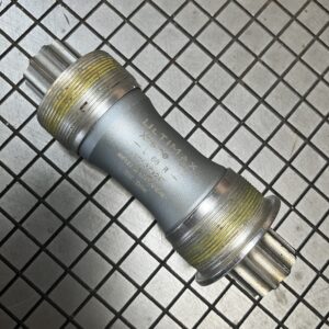 FSA Ultimax Ti ISIS Bottom Bracket